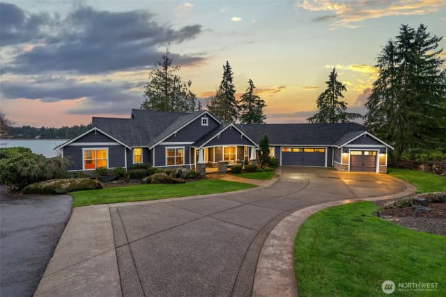 Property photo for 4827 Bayshore Lane Nw, Olympia