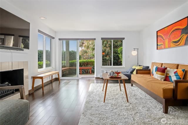 Property photo for 135 N 46th Street #101, Seattle