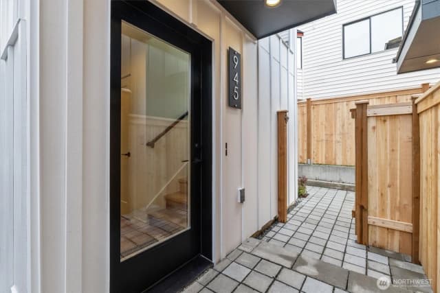 Property photo for 945 Nw 61st Street, Seattle