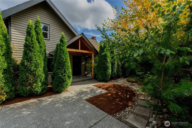 Property photo for 20006 68th Avenue Ne, Kenmore