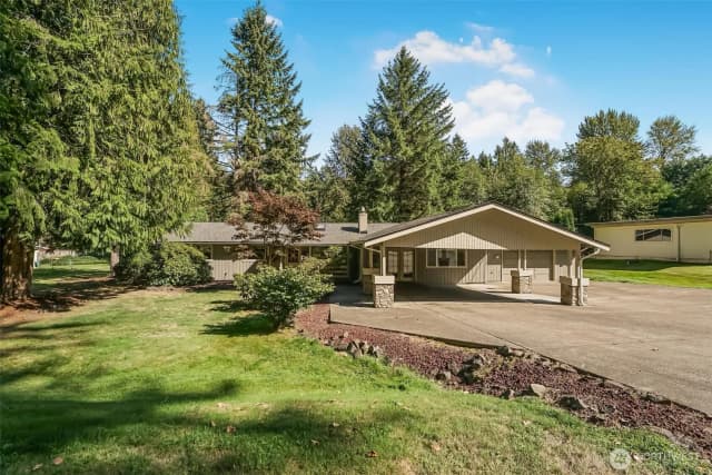 Property photo for 13312 230th Avenue Se, Issaquah