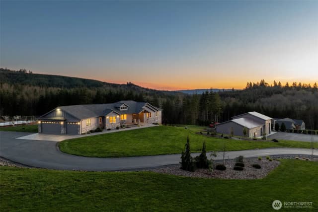 Property photo for 300 Cross Creek Road, Kelso