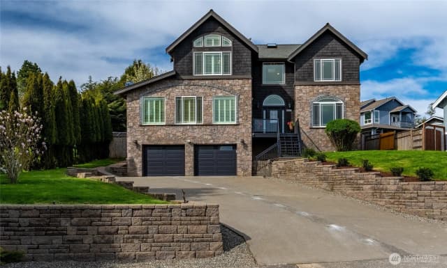 Property photo for 2598 Lakeridge Drive, Ferndale