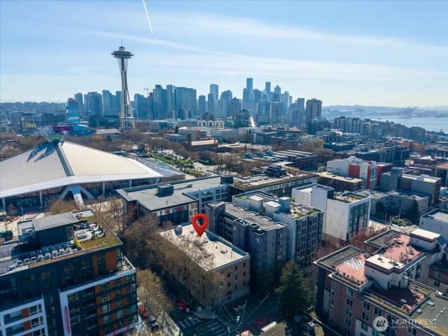 Property photo for 7 Harrison Street #20, Seattle