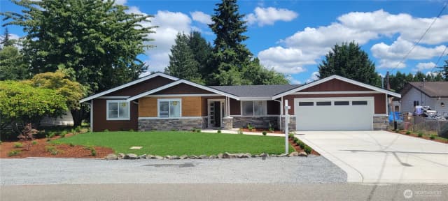 Property photo for 9211 61st Drive Ne, Marysville
