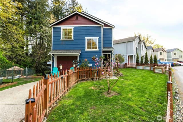 Property photo for 2058 Ne Green Glen Lane, Bremerton