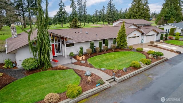 Property photo for 16505 Country Club Drive, Burlington