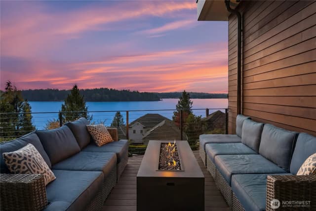 Property photo for 4628 Forest Avenue Se, Mercer Island