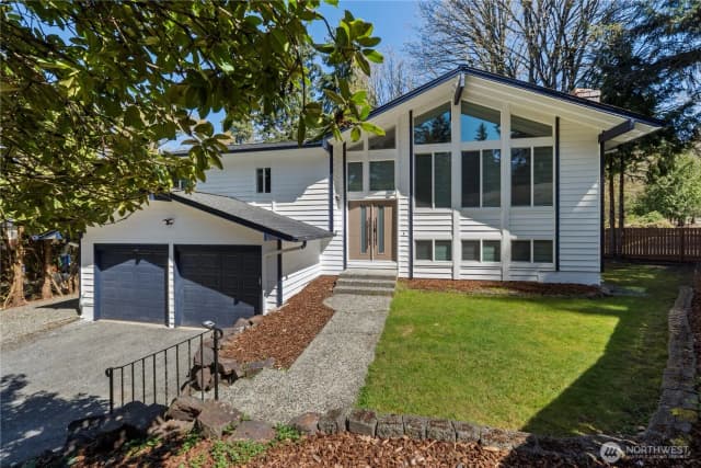 Property photo for 10518 165th Place Ne, Redmond