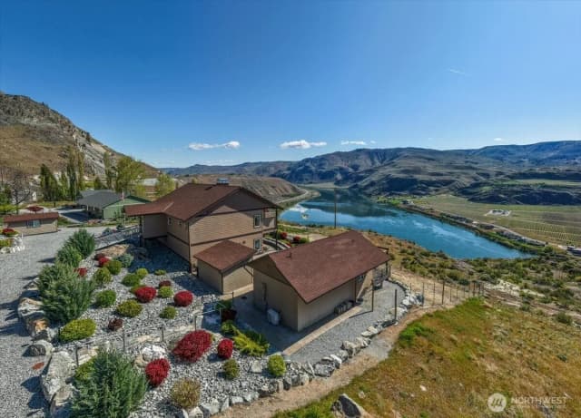 Property photo for 525 Columbia View Road, Chelan