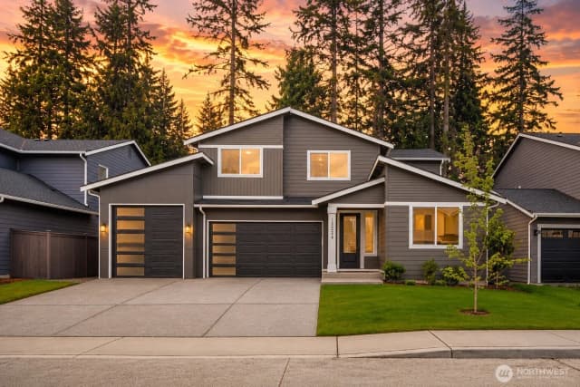 Property photo for 15224 106th Avenue E, Puyallup
