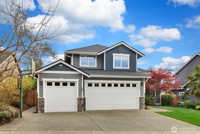 Property photo for 5709 Ne 3rd Place, Renton