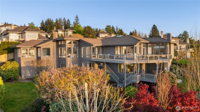 Property photo for 5824 168th Place Se, Bellevue