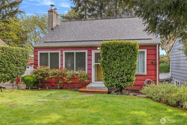 Property photo for 10850 26th Avenue S, Seattle