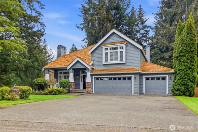 Property photo for 9632 Regency Loop Se, Olympia