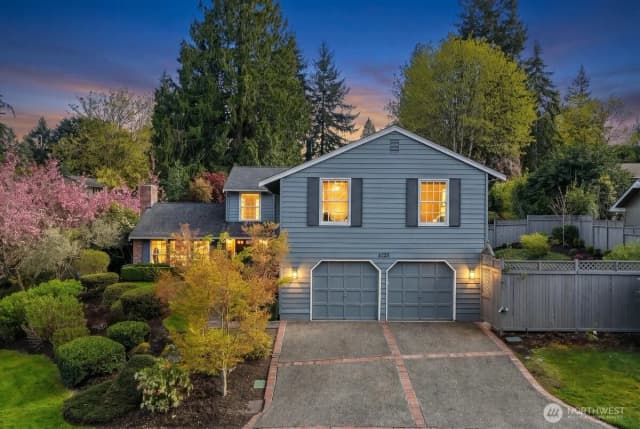 Property photo for 8255 Se 59th Street, Mercer Island