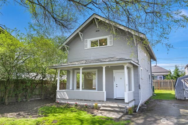 Property photo for 2085 Cottage Place, Ferndale