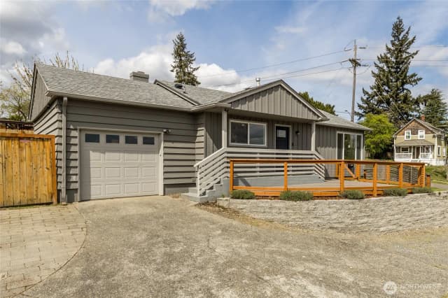 Property photo for 1324 E Fairbanks Street, Tacoma
