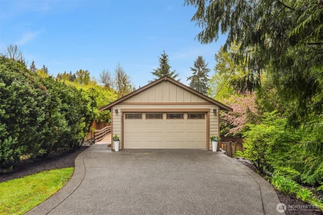 Property photo for 6240 Ne 204th Place, Kenmore