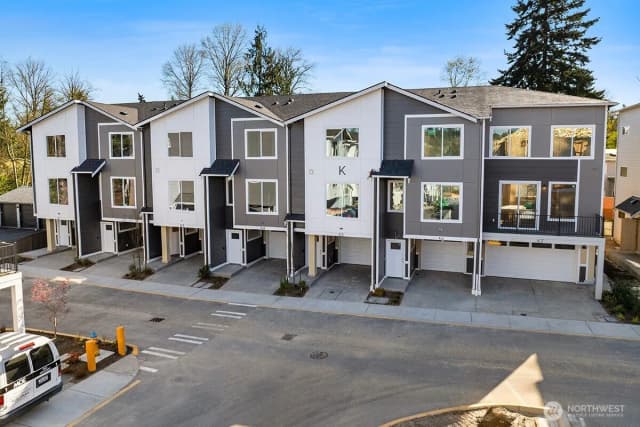 Property photo for 16823 Alder Way #k3, Lynnwood