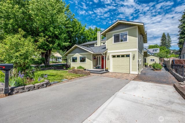 Property photo for 604 Birch Street, Leavenworth