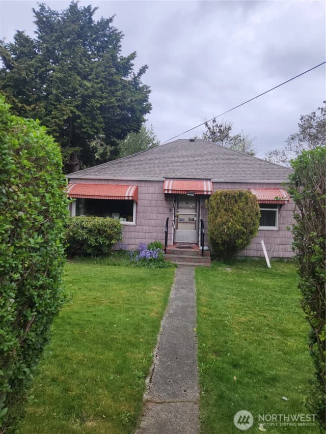 Property photo for 3740 S 142nd, Tukwila