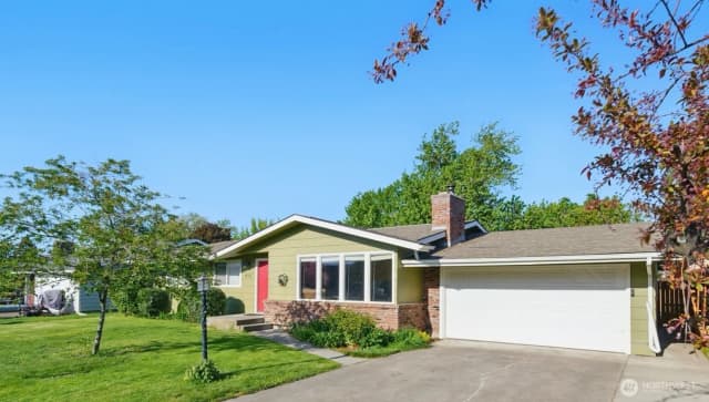 Property photo for 915 Shasta Drive, Walla Walla