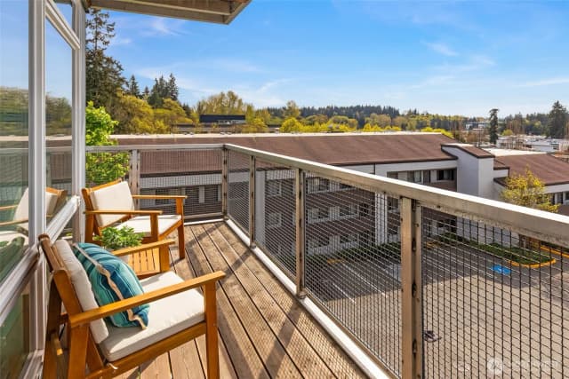 Property photo for 11415 Slater Avenue Ne #206, Kirkland