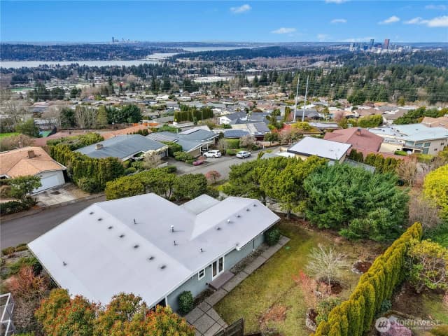 Property photo for 4440 137th Avenue Se, Bellevue
