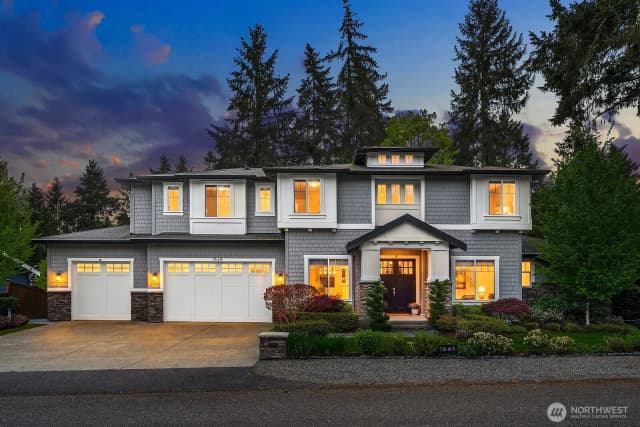 Property photo for 1646 106th Avenue Se, Bellevue