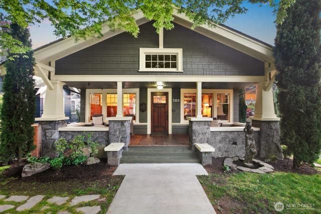 Property photo for 5119 Meridian Avenue N, Seattle