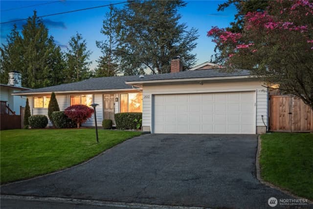 Property photo for 2012 168th Avenue, Bellevue