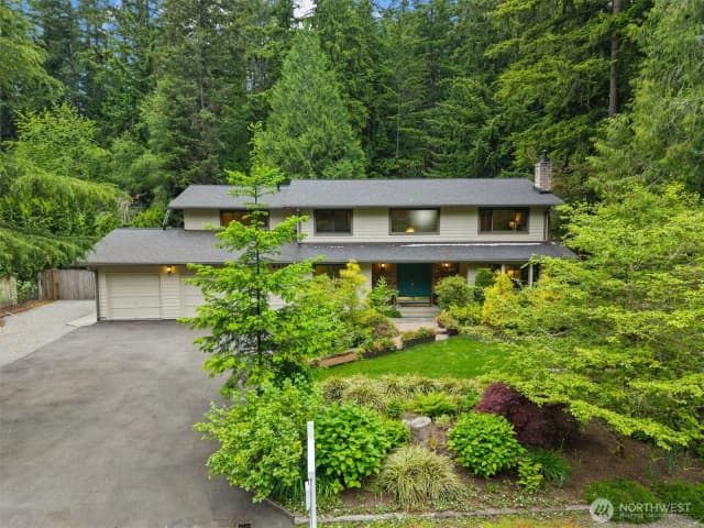 Property photo for 6923 237th Avenue Ne, Redmond, WA 98053