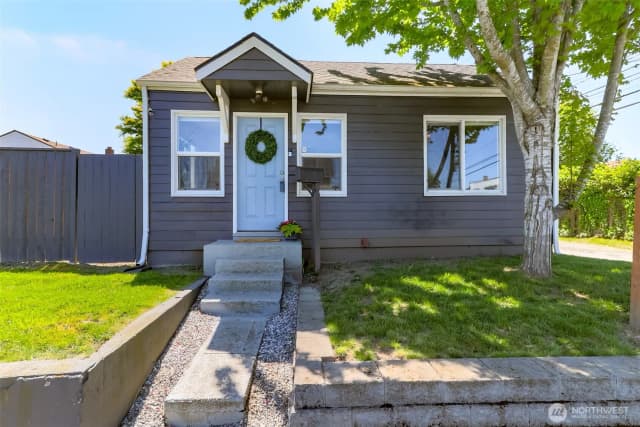 Property photo for 606 S 61st Street, Tacoma
