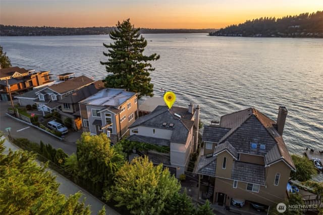 Property photo for 3711 Lake Washington Boulevard N, Renton