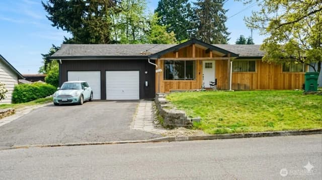 Property photo for 2125 Elm Street Se, Auburn