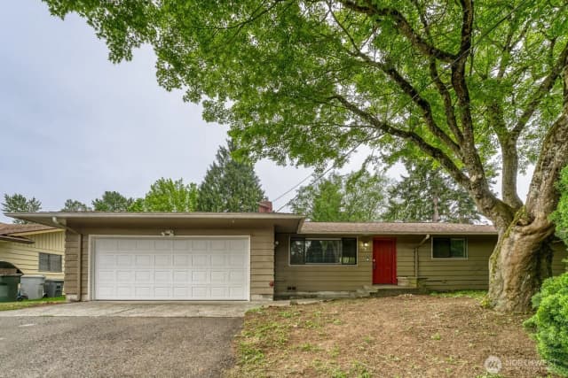 Property photo for 20828 116th Avenue Se, Kent