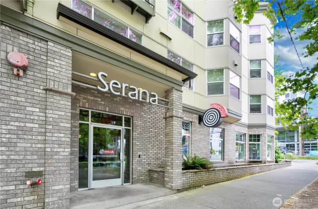 Property photo for 621 5th Ave N #103, Seattle