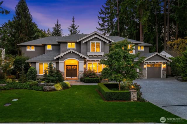 Property photo for 10461 Se 23rd Street, Bellevue