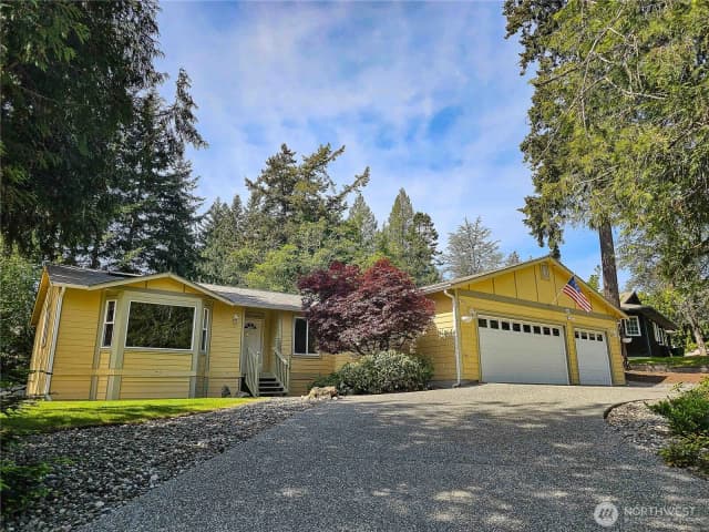 Property photo for 325 Snohomish Drive, La Conner
