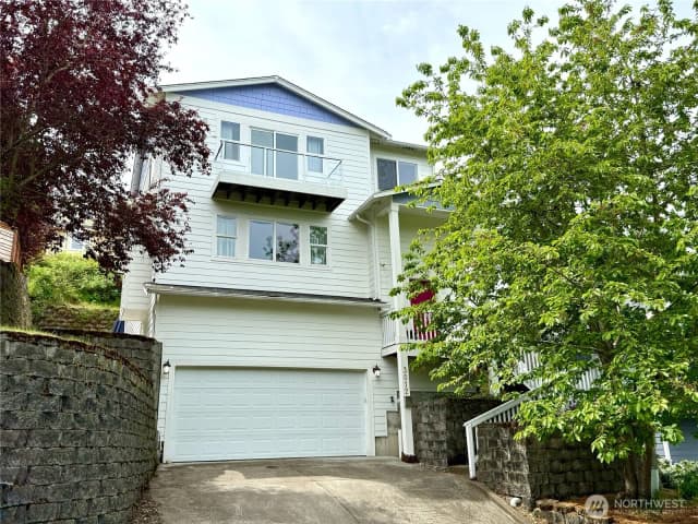 Property photo for 3012 E Valley View Terrace, Tacoma