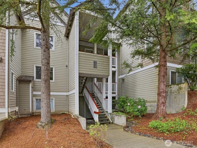Property photo for 18501 Se Newport Way #h136, Issaquah