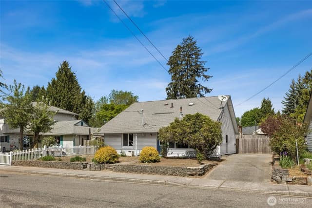 Property photo for 4905 234th St. Sw, Mountlake Terrace