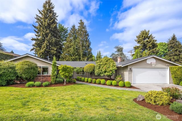 Property photo for 8320 Se 62nd Street, Mercer Island