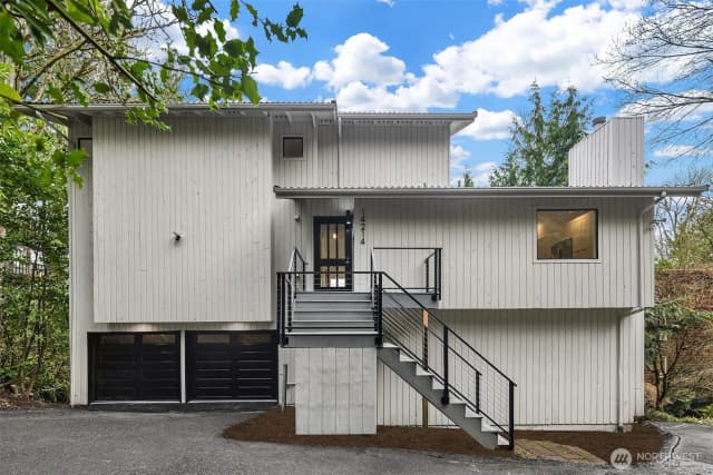 Property photo for 14214 Westwood Place Ne, Seattle