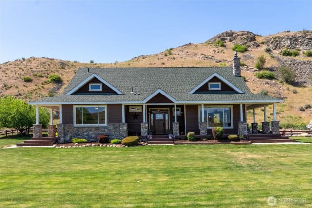 Property photo for 23 George Road, Omak