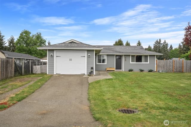 Property photo for 304 Rochester Street E, Rainier