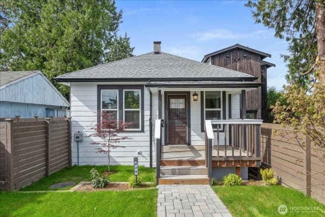 Property photo for 828 S Sullivan Street, Seattle