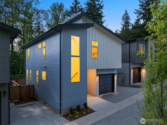 Property photo for 8407 Ne 137th Street, Kirkland