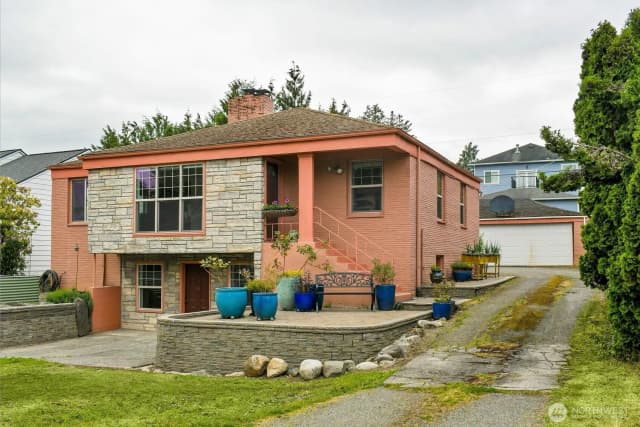 Property photo for 10820 Lake Ridge Drive S, Seattle